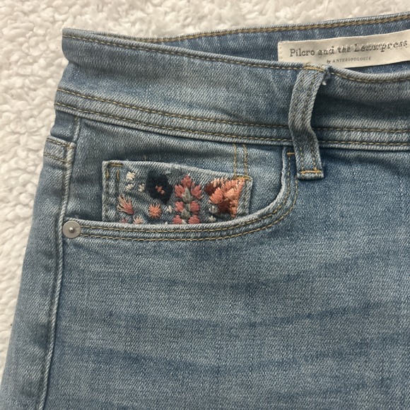 Pilcro & Letterpress Anthropologie Slim Boyfriend Denim Shorts Embroidered Sz 28 - Picture 2 of 13